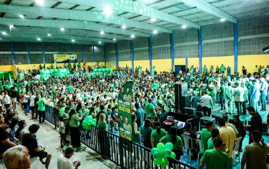 Walter Alves reúne multidão na zona Norte e reforça reta final no RN