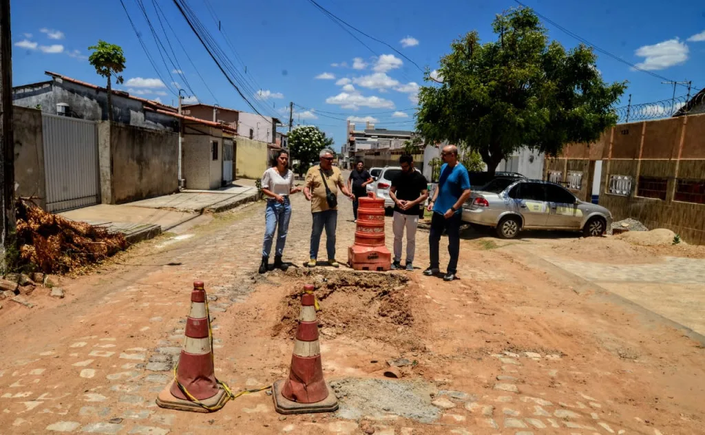 Mossoró reforça fiscalização do saneamento com ações nos bairros