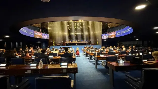 Marinho é citado em ofensiva para travar fim da escala 6x1