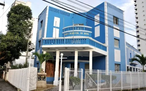 Natal aprova regra que mantém vereador na Câmara ao assumir vaga fora