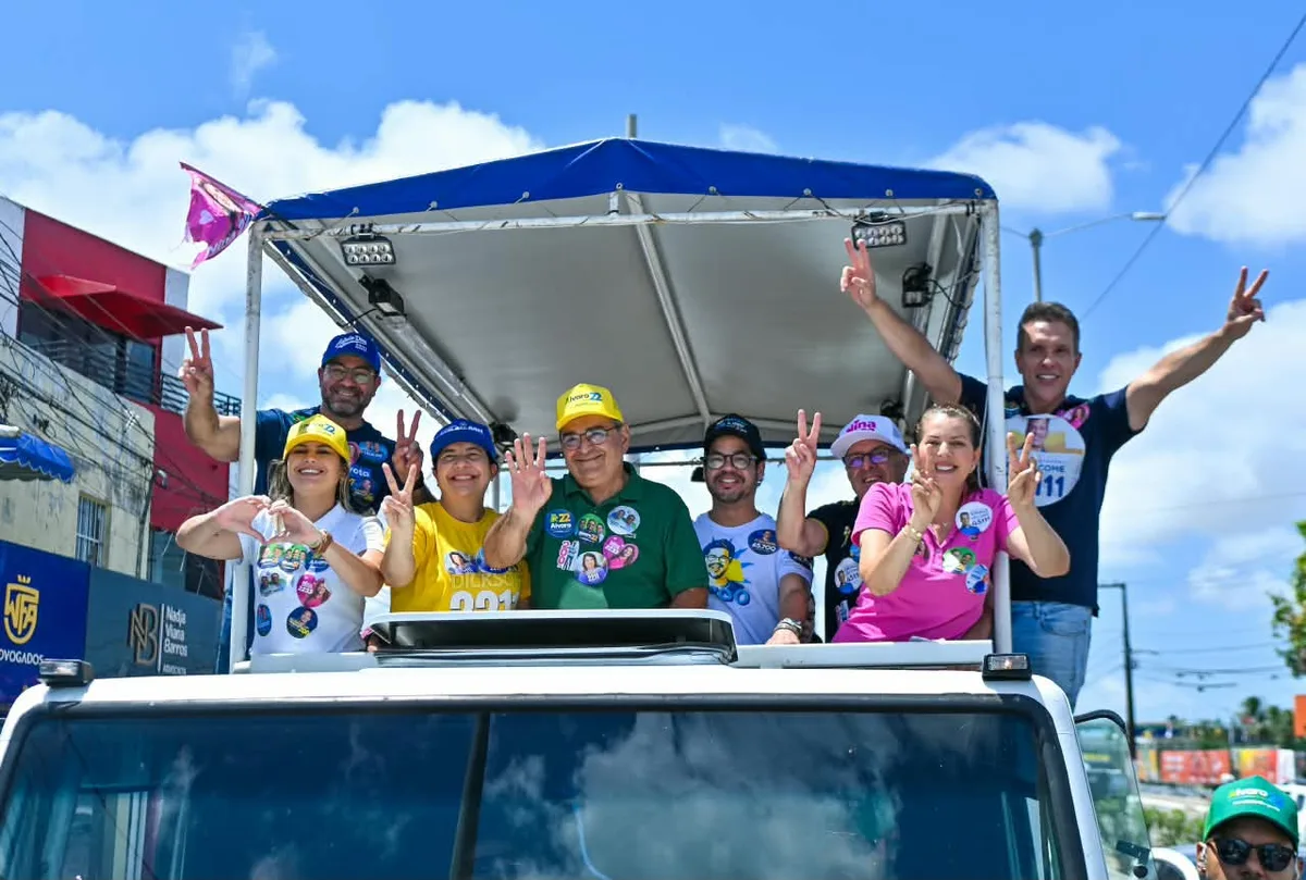 Caravana de Álvaro Dias toma Zona Norte de Natal na reta final da campanha