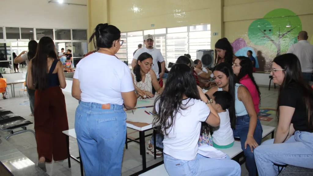 Mães atípicas recebem cuidado e escuta em ação de saúde mental em Mossoró