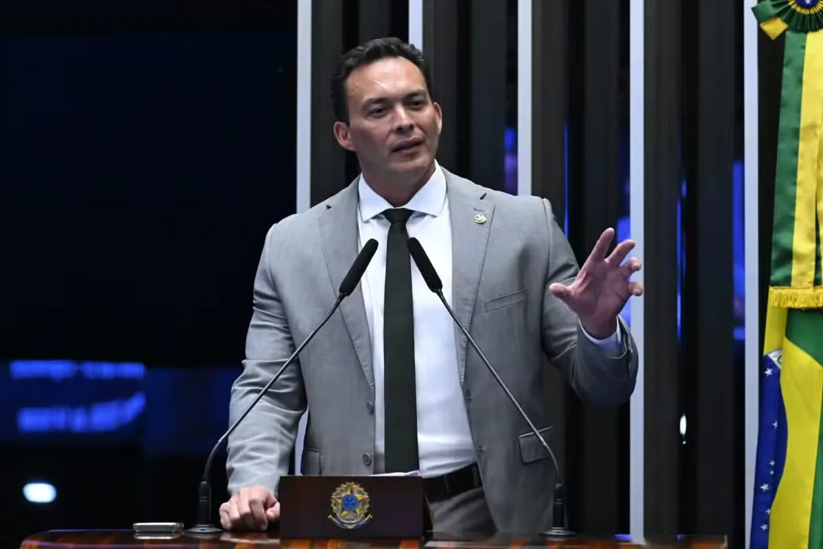 Styvenson passa de 1 milhão e assume recorde do Senado no RN