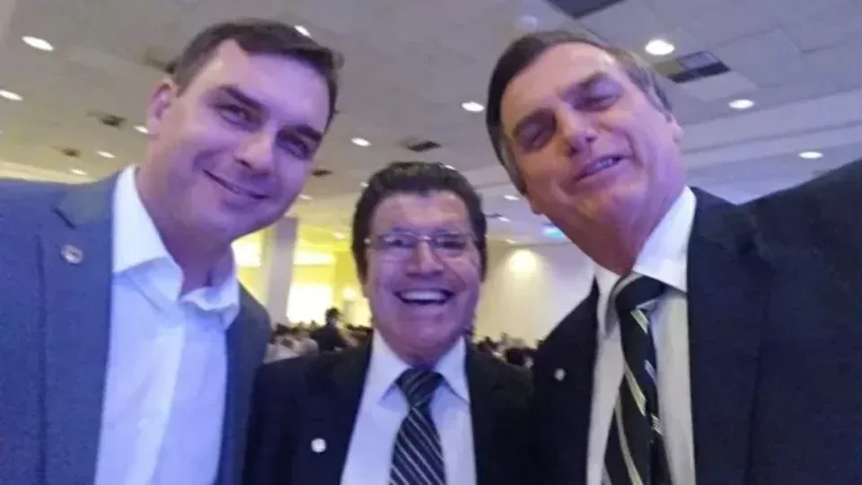 Galli diz que não se arrepende de proposta sobre padroeira e nega elo com Flávio