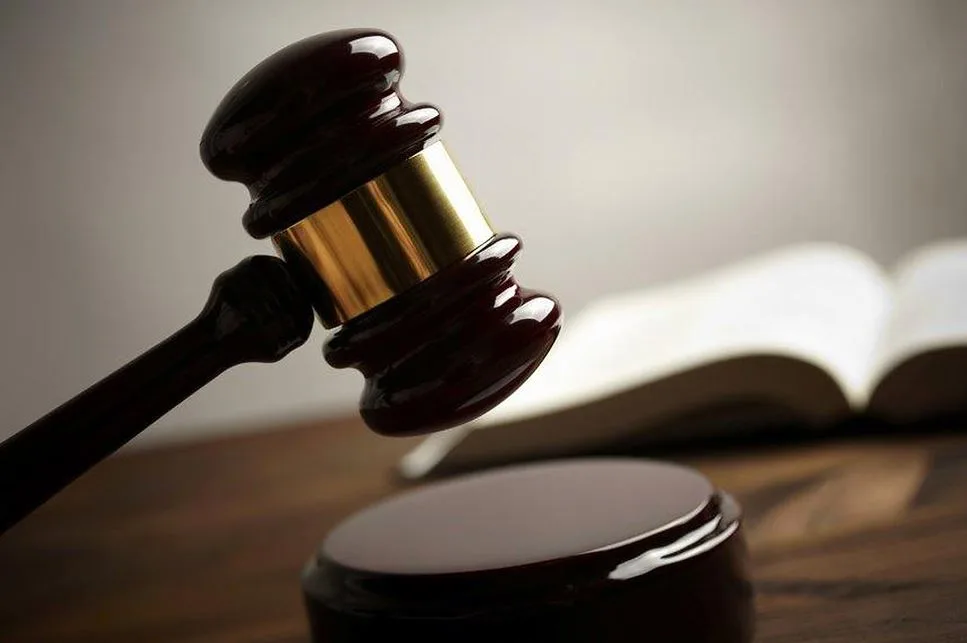 Justiça condena município do RN a pagar R$ 53,5 mil por cegueira após catarata