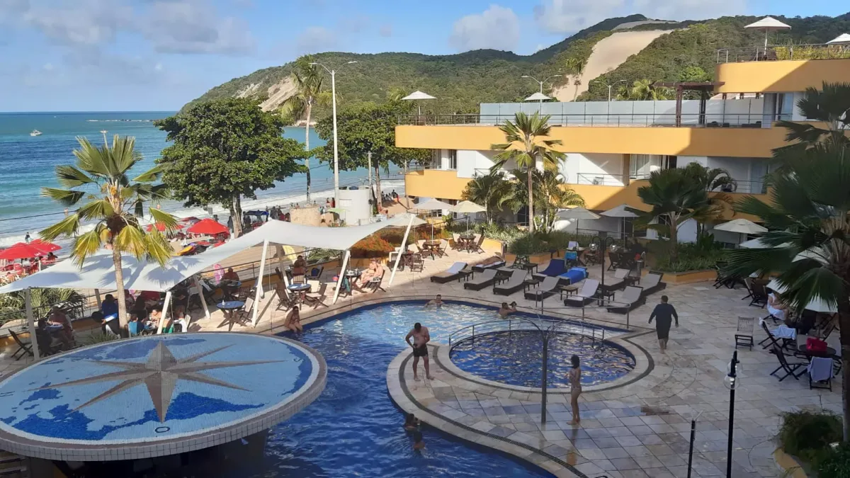 Natal reúne 30 empresas com 500 vagas no turismo na Via Costeira