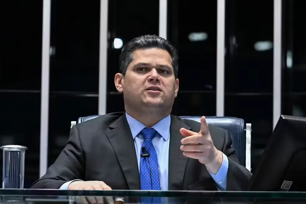 Senado discute fim da escala 6x1 e mudança alcança trabalhador potiguar