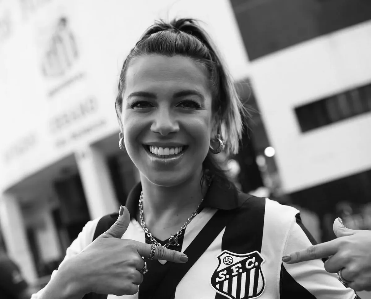 Torcedora do Santos, Naty Potira morre aos 39 anos após luta contra o câncer