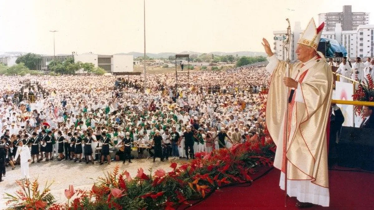 Natal revive 35 anos da missa de João Paulo II que lotou o Papódromo