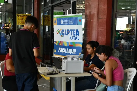 Natal entrega 546 carteiras de identificação para pessoas com autismo em três meses