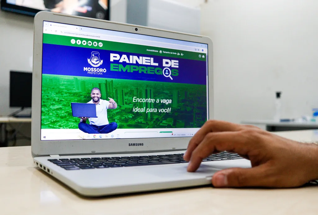 Mossoró reúne 198 vagas de emprego no painel da Prefeitura