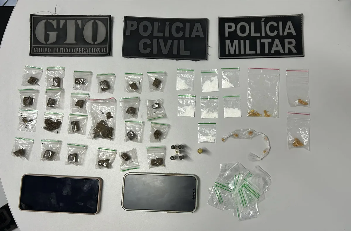 Dupla é presa no Seridó e no Agreste com armas, munições e drogas apreendidas