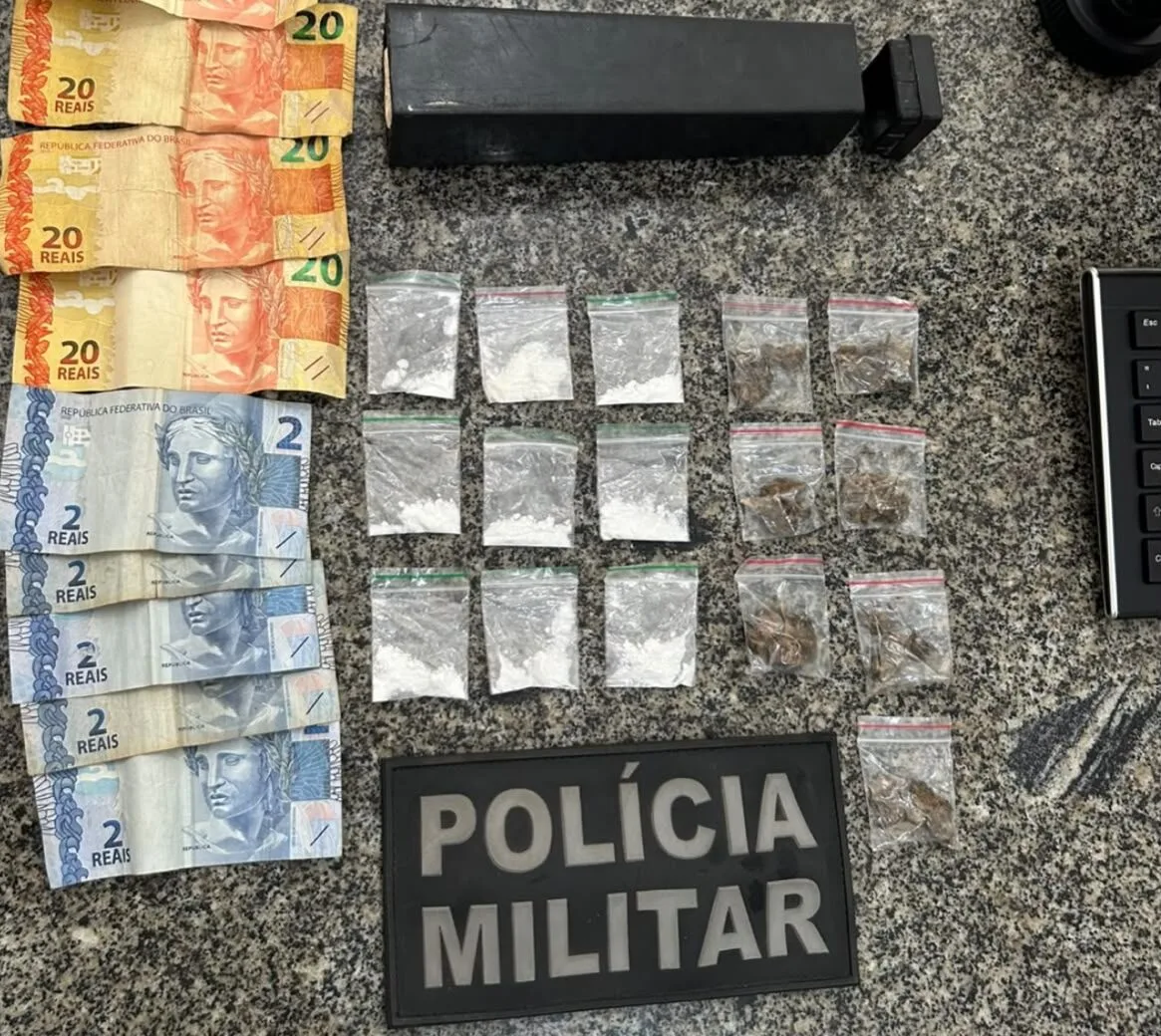 PM encontra esconderijo com drogas e dinheiro em casa em Baraúna