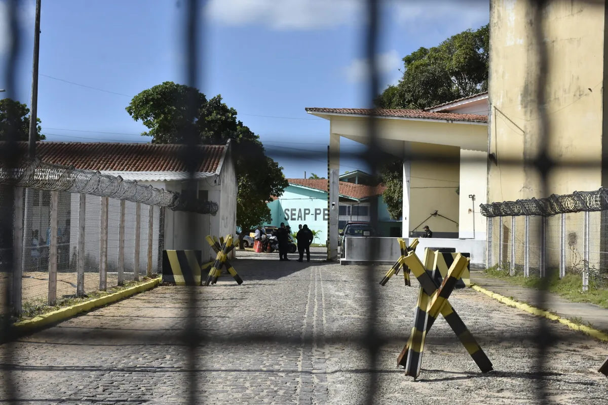 Relatório aponta entrega de chaves a presos e efetivo mínimo em Alcaçuz