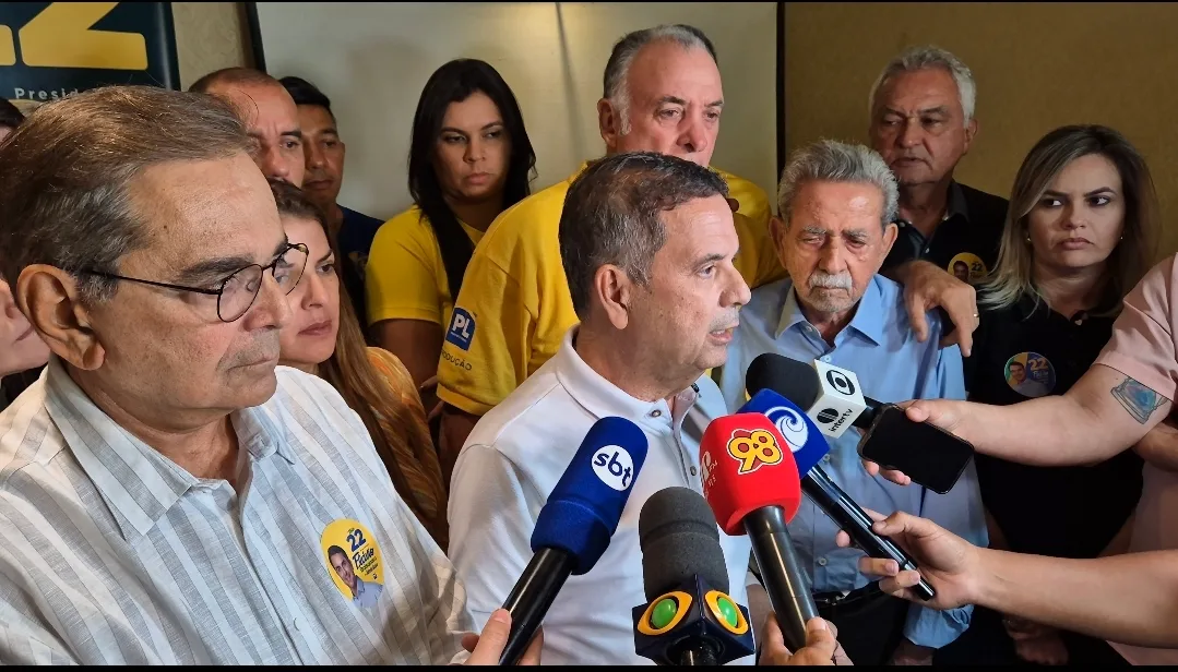 Senador Rogério Marinho durante anúncio sobre posição do PL no segundo turno no RN