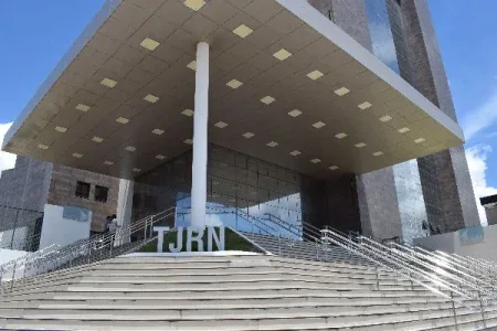 TJRN coloca hotel de R$ 8 milhões e casas a partir de R$ 31 mil em leilão