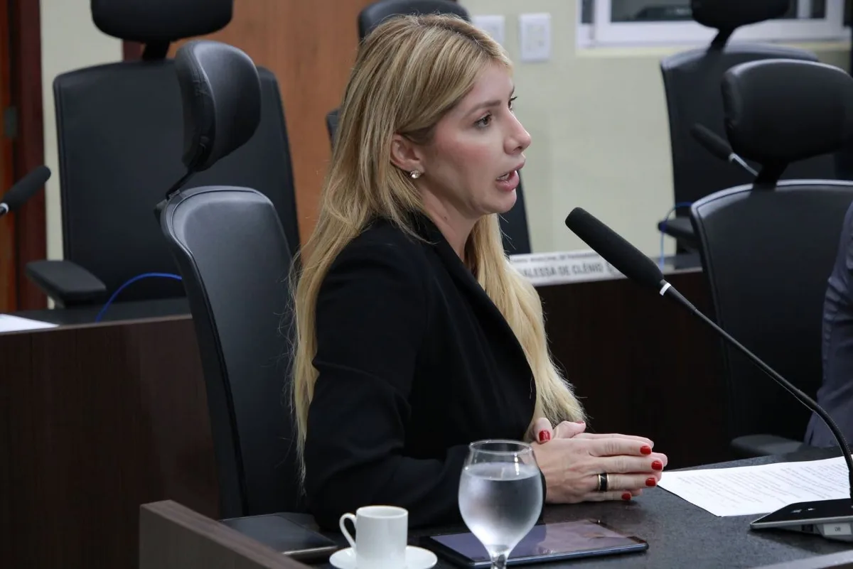 Operação no Walfredo Gurgel mira venda de exames e atinge vereadora em Parnamirim